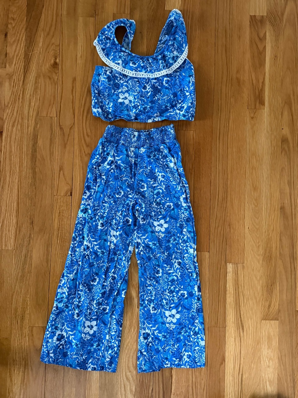 Rachel Zoe Girls Size 10 Blue Floral Crop Top & Wide Leg Pant Set